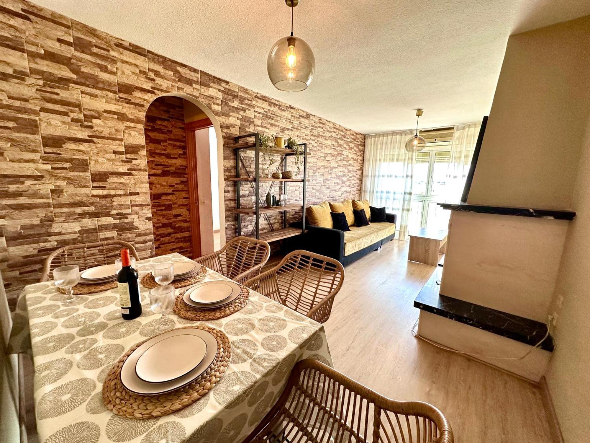 Exclusivo En Avenida Ortega Y Gasset Малага Экстерьер фото